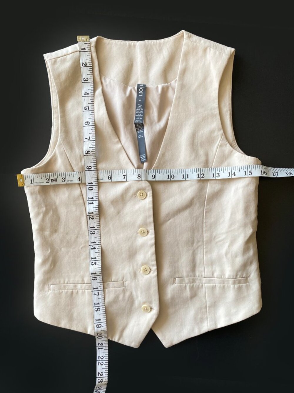 Vuori Milkweed Coastline Vest with Button Closure Size XS - Picture 4 of 6